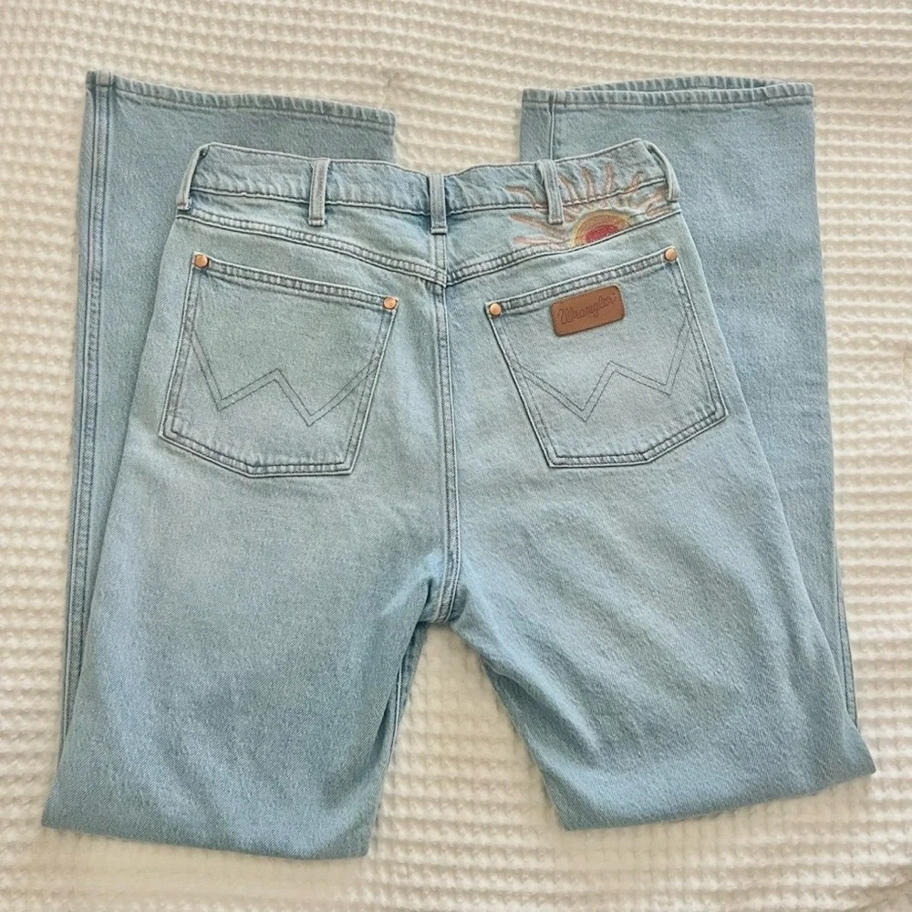 Wrangler High-Rise Light Blue Flared Jeans - Picture 5 of 11